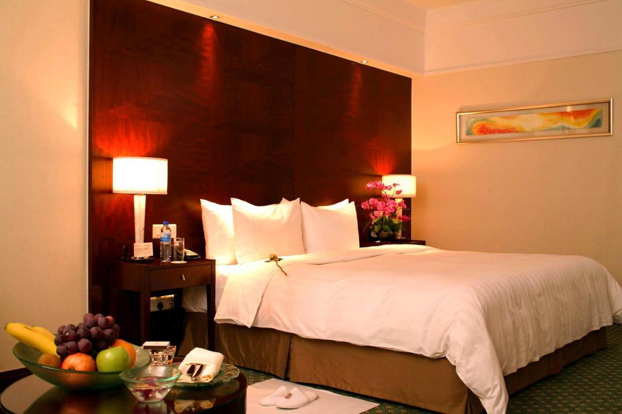 Sheraton Ningbo Hotel - Tianyi Square מראה חיצוני תמונה