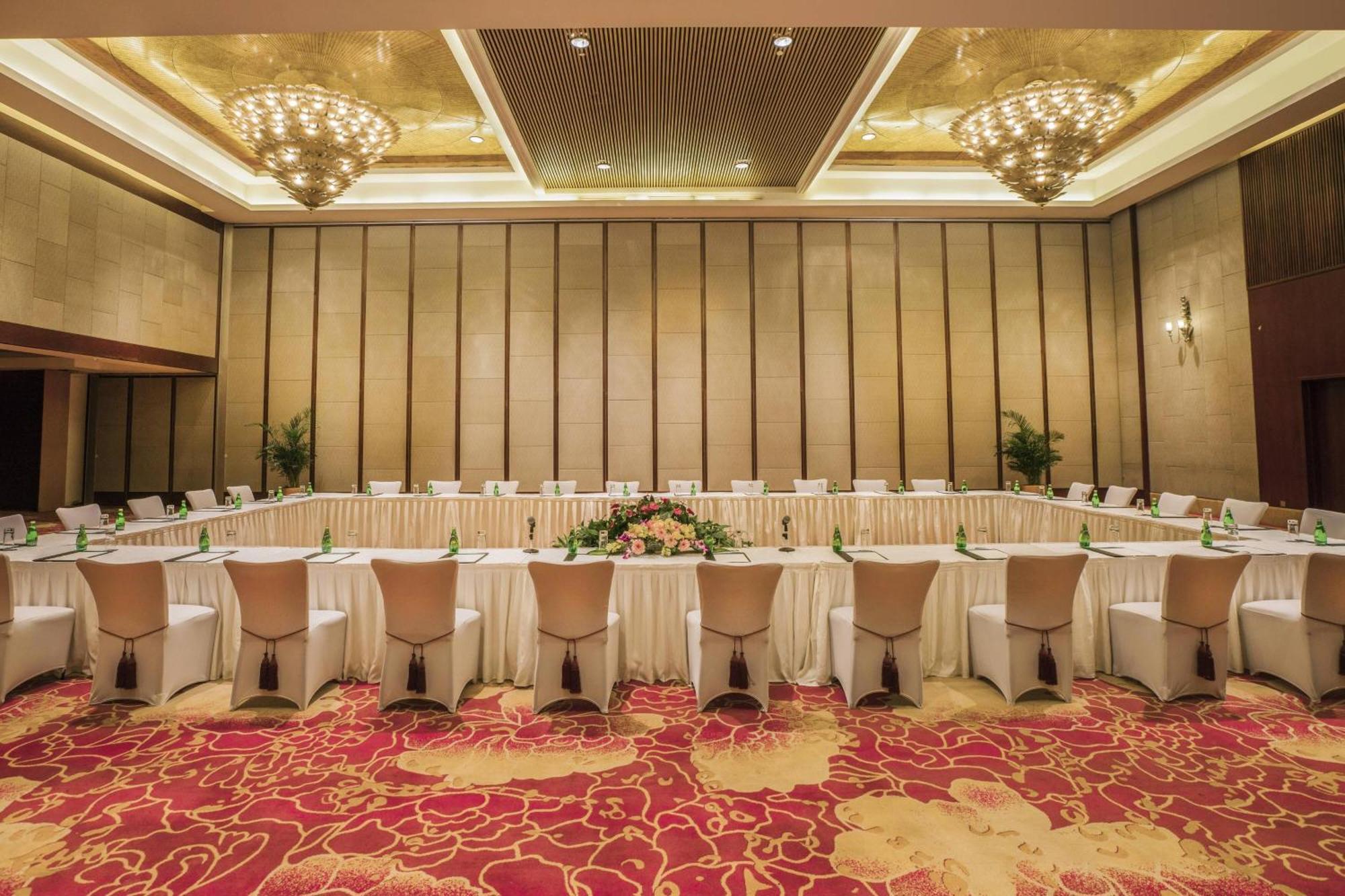 Sheraton Ningbo Hotel - Tianyi Square מראה חיצוני תמונה
